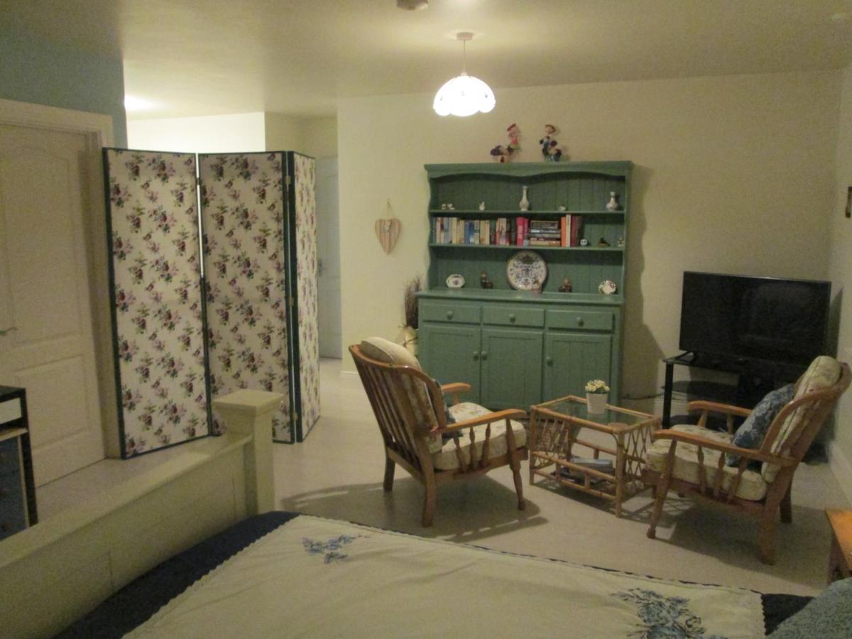 The Willow Room Ashford Zewnętrze zdjęcie